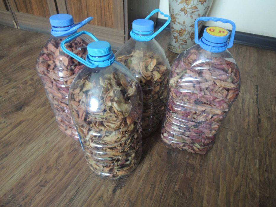 Продам сушеные груши  с собственной дачи