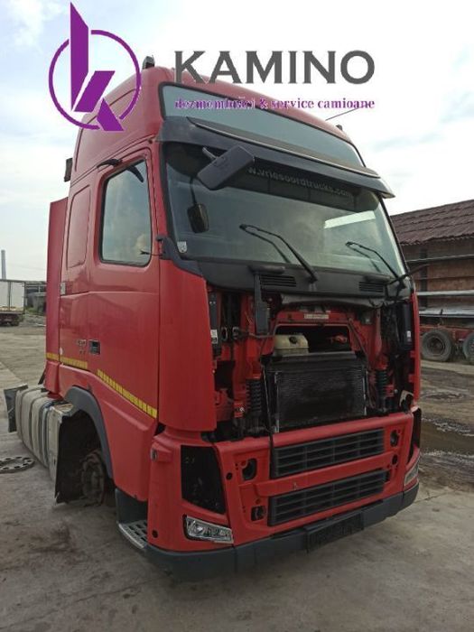 dezmembram volvo eev 2012