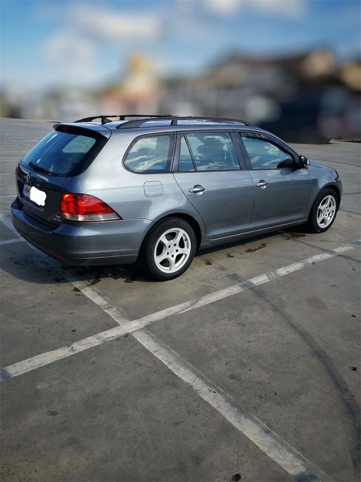 Vând Volkswagen break