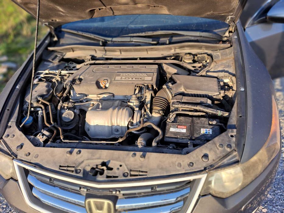 honda accord luxury tourer