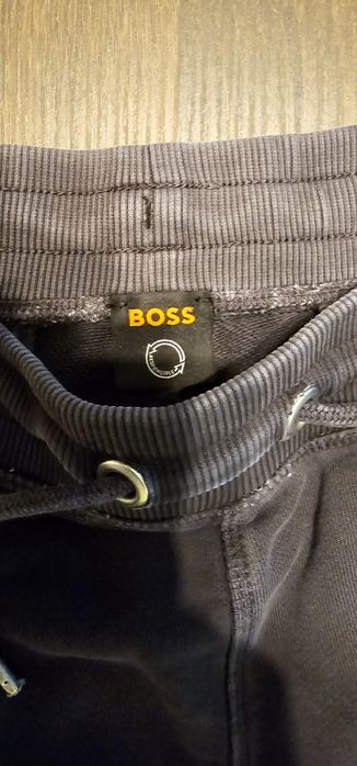 Pantaloni scurți Boss