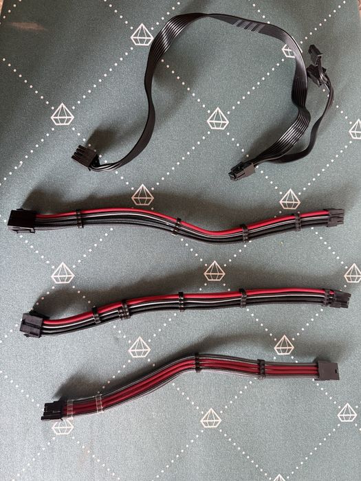 Продаю кабели для видеокарт (в отличном состоянии)