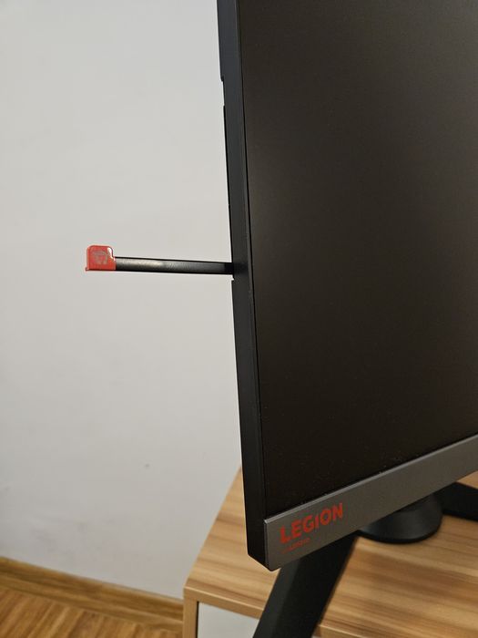 Monitor gaming Lenovo
