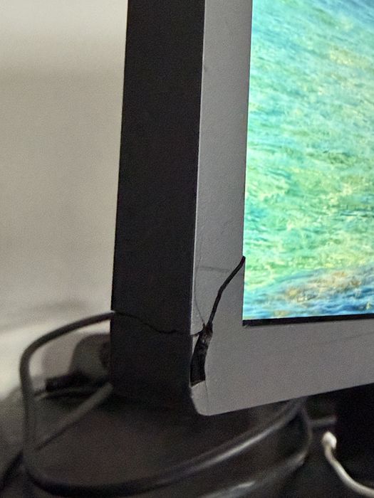 LG UltraFine 4K 24MD4KL