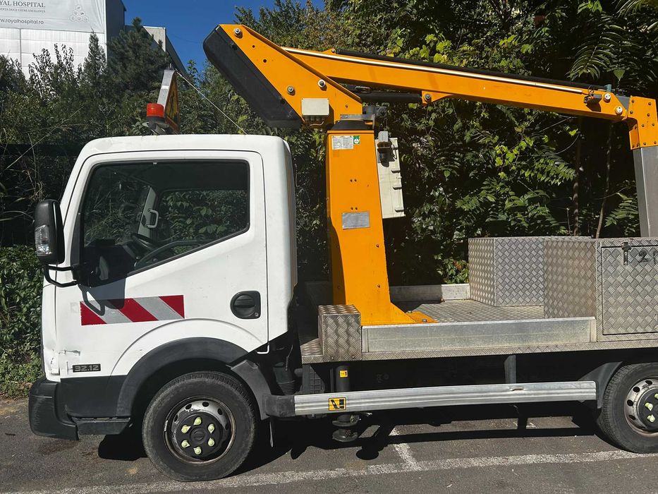 Nissan Cabstar NT 400 cu nacela 11 m inaltime de lucru-second hand
