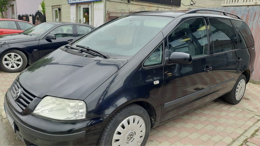 VW SHARAN  7 locuri