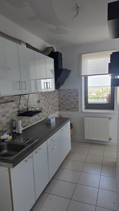 Apartament 3 camere 96 mp etaj 13 din 20 Bucuresti Metrou Dimitrie Leonida