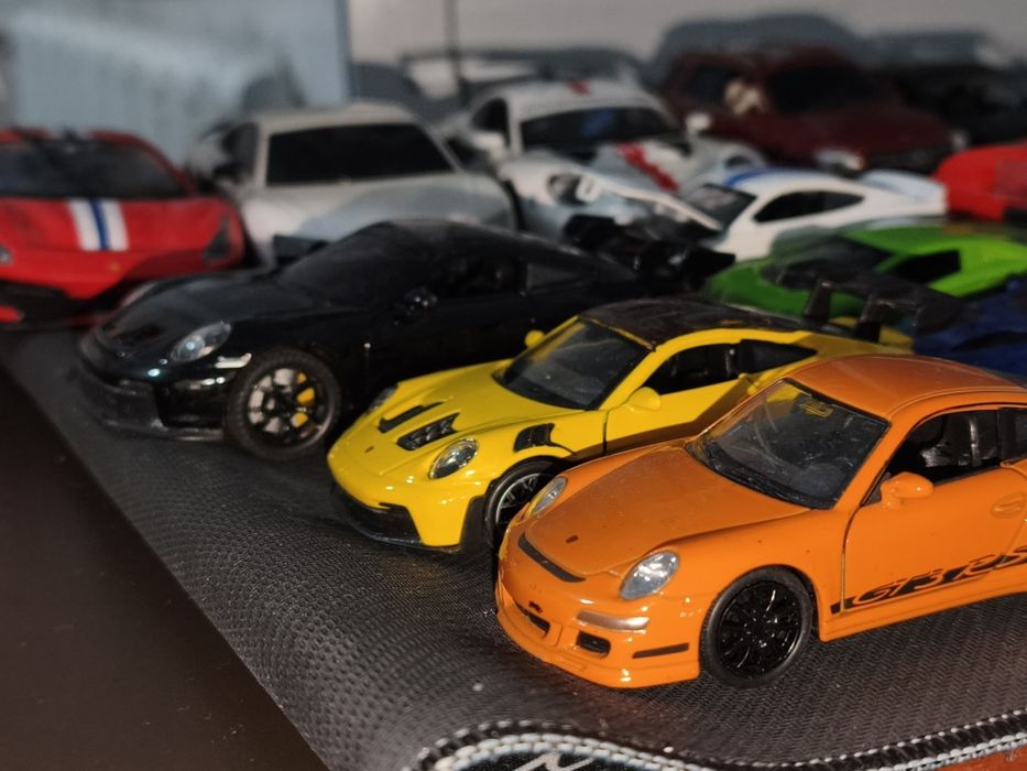 Машинки б/у коллекционные