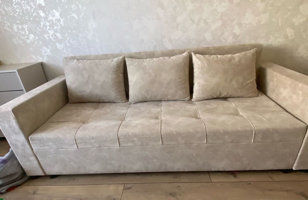 Диван б/у продам
