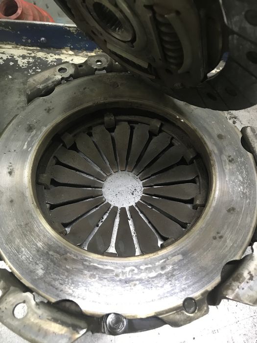 Продам сцепление на Шевроле ниву