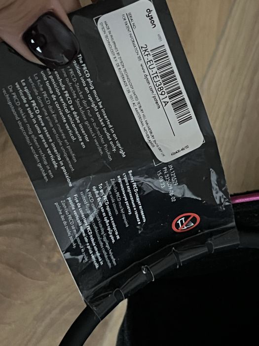 Продам dyson выпрямитель фен оригинал