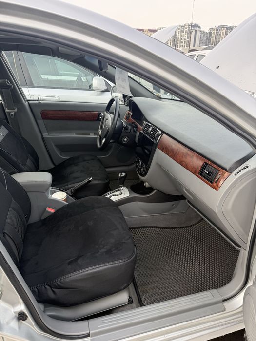 Продам ласетти 1.8 автомат