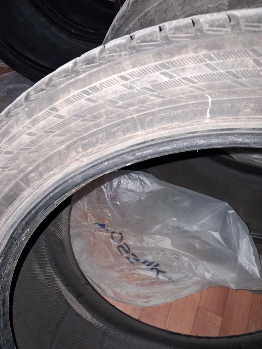 Продам зимнию резину