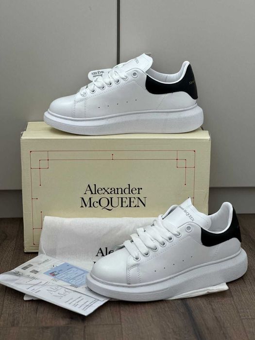 Alexander M C Q U E E N full box White Premium