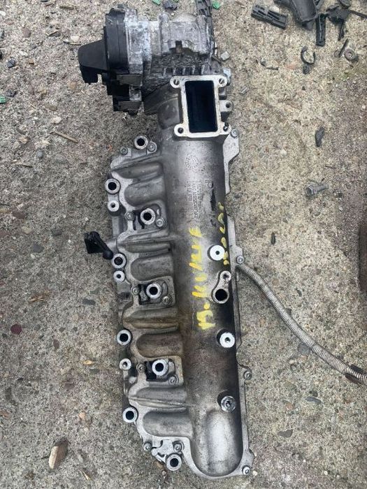 Vand galerie admisie cu clapete Opel Zafira B 1.9 CDTI, cod 26570307