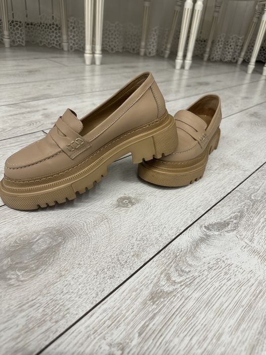 Лоферы кожаные