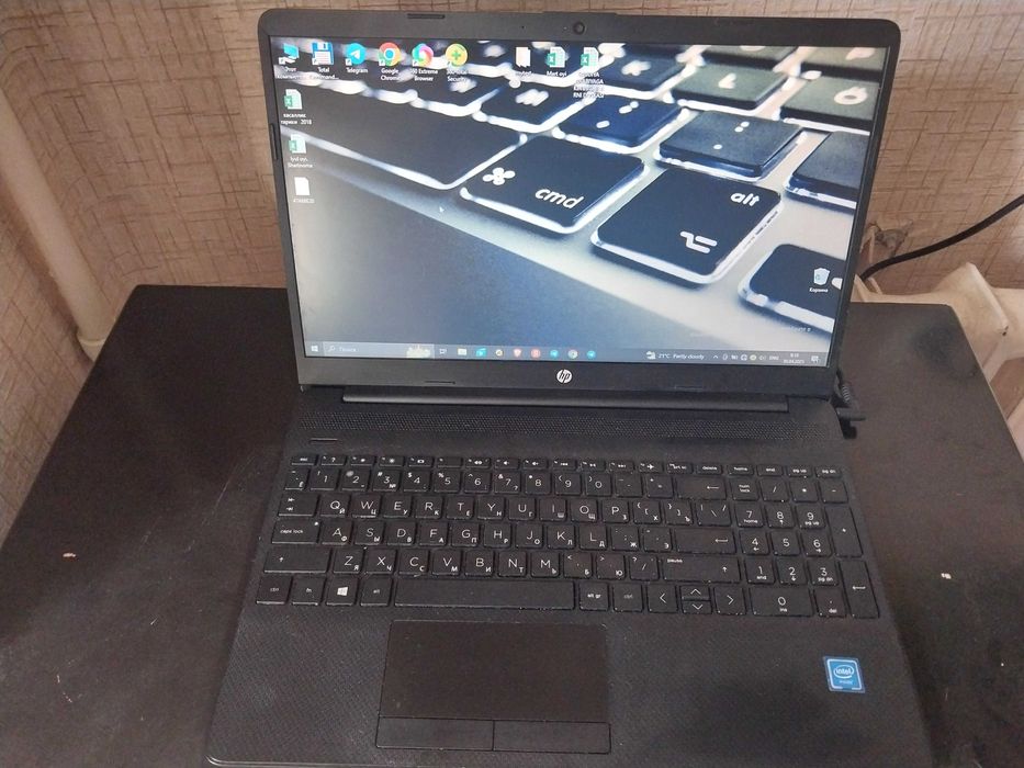 Kompyuter HP. Olinganiga 2 yil boldi.