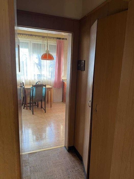 Тристаен апартамент кв. Център