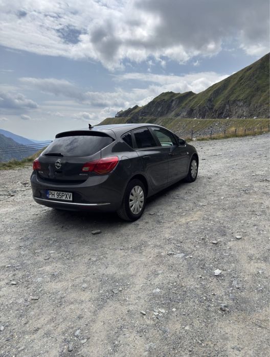 Opel Astra J 1.7