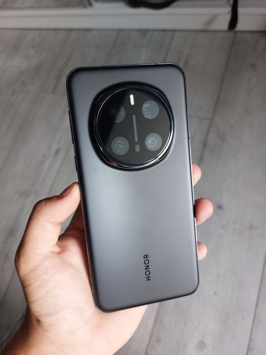 HONOR Magic7 Pro - 12GB/512GB - 99% Baterie, Impecabil, Full Box, Factura