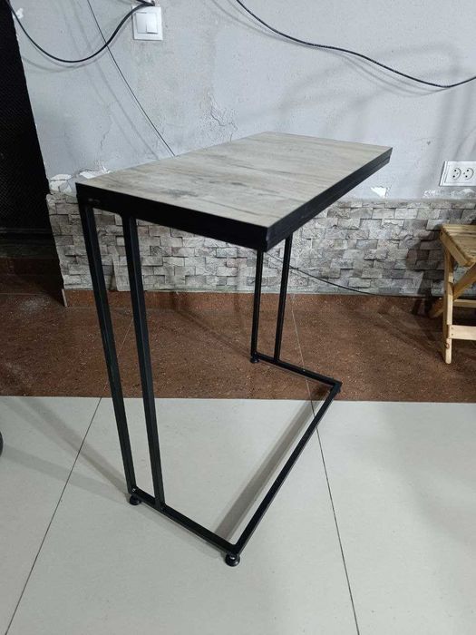 Столик для ноутбука и для разных целей