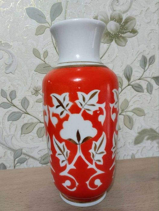 Ваза фарфоровая Хлопок