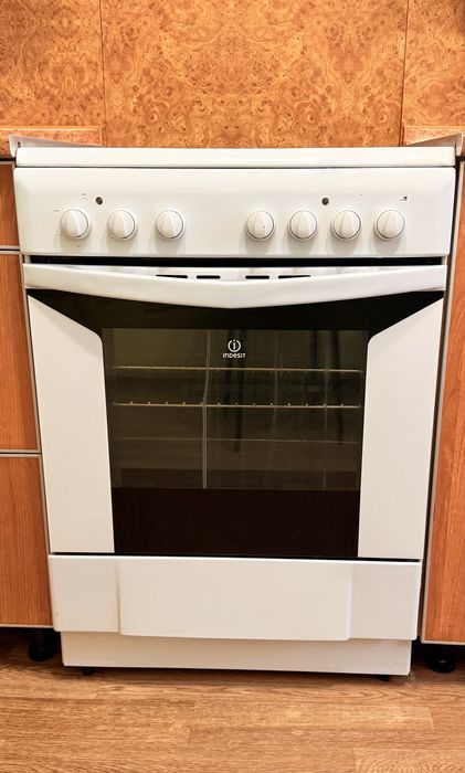 Плита электрическая indesit