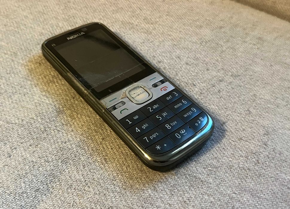 Nokia C5-00 Grey Metal RM-645 Symbian S60 3G Camera 3.2MP Colectie