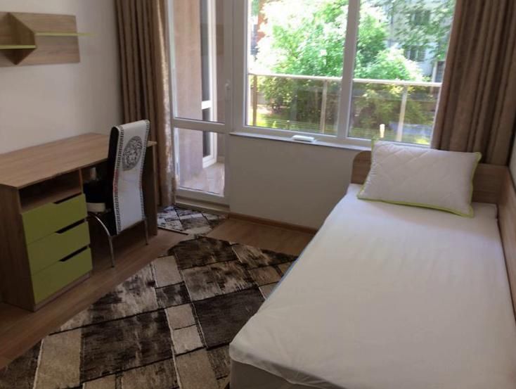 Дава се под наем Тристаен апартамент в Пловдив, Кючук Париж - 85 кв.м за 400 € - Снимка #3