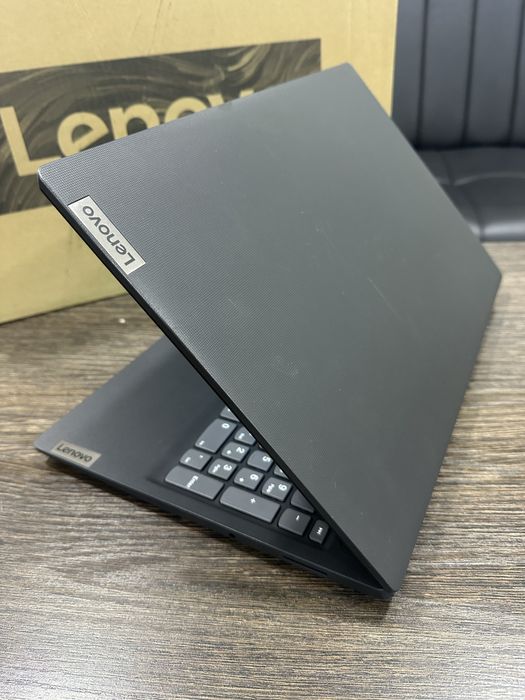 Офисный 2-х ядерный ноутбук Lenovo IdeaPad 3