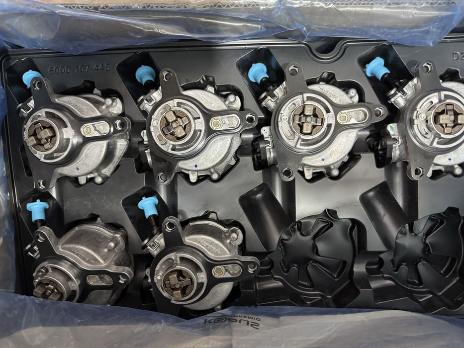 Тормозной вакум насос Оних Траскер Малибу Монза Каптива 5 Екуинох