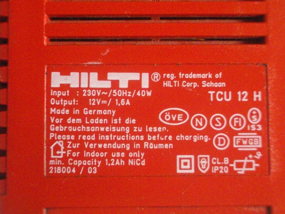 21V/18V Зарядно Универсално Кръгли Батерии HILTI  12V/BOSCH 1,9A-14,4V