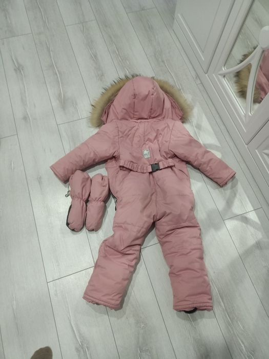 Продам зимний комбинезон куртка