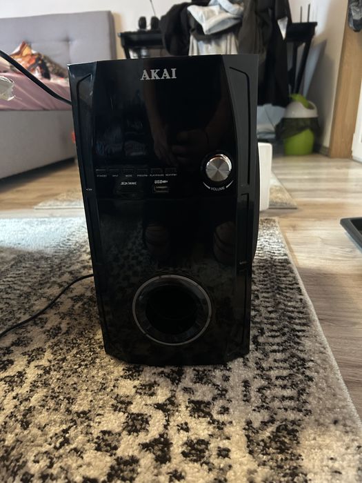 Sistem audio Akai