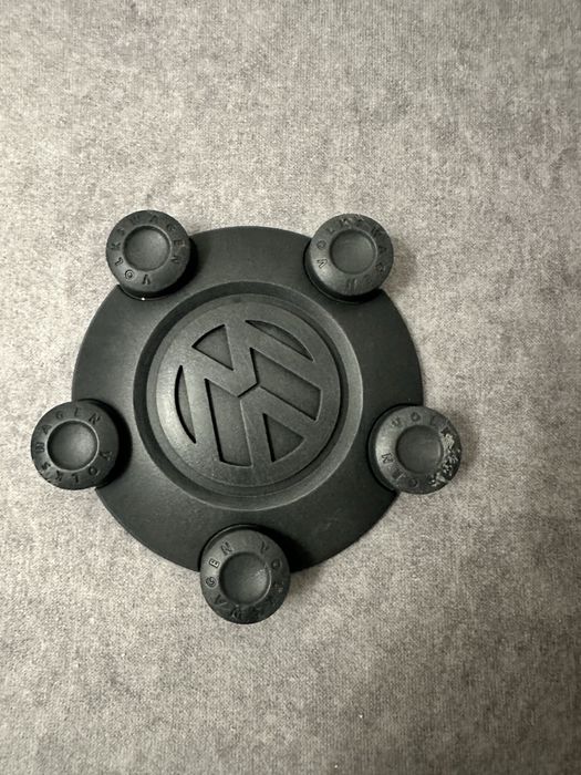 Капачка за стоманена джанта , центален отвор Caddy