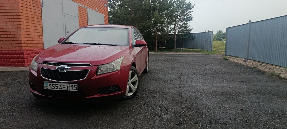 Продам Шевроле Круз.
