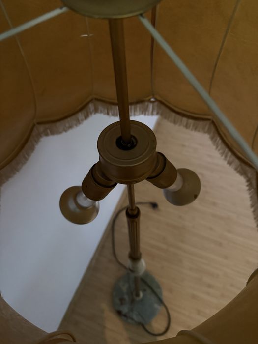 Lampa vintage de podea