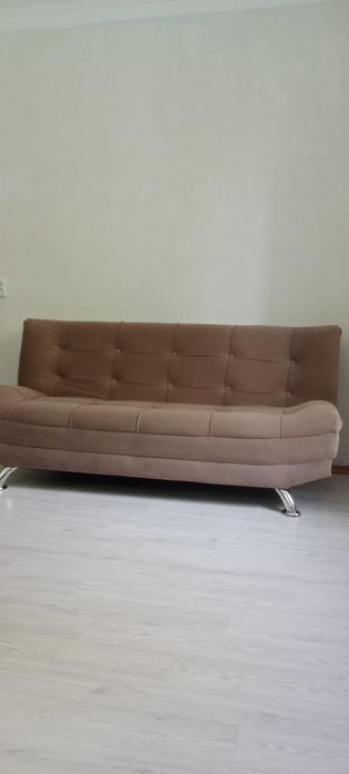 Продам диван в отличном состоянии