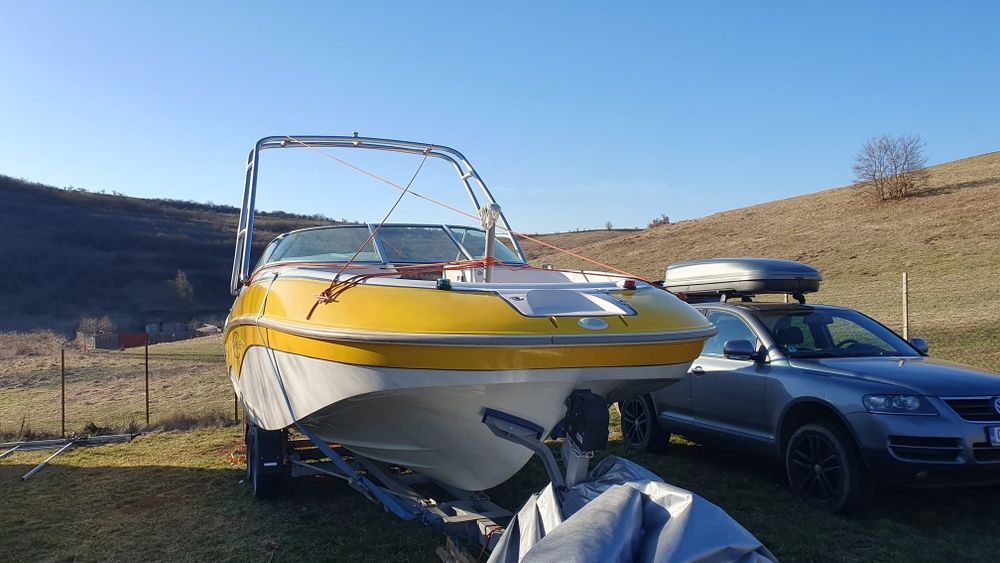 Vand barca Tahoe 234, motor diesel + trailer