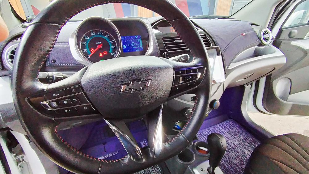 Продаю свою машину Spark 2019 автомат, 4 позиция Евро