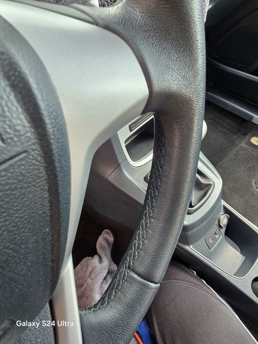 Serviciile de detailing și polimerizare faruri