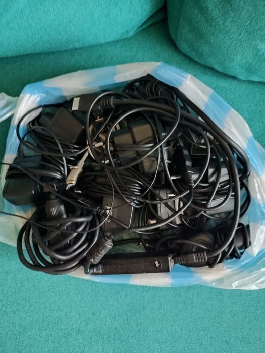 Vând telefoane mobile