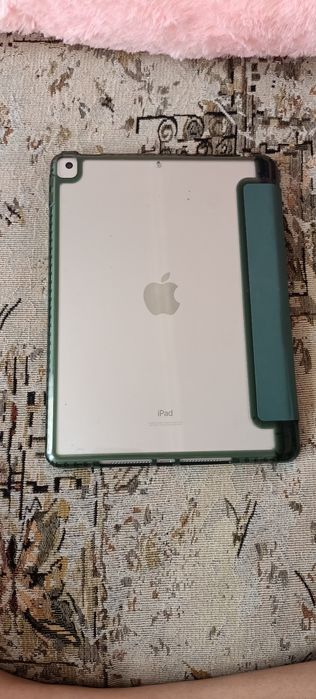 iPad девятого поколения срочно!!