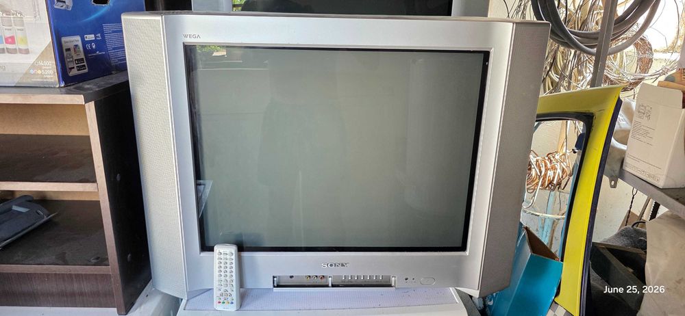 Vand TV Sony Trinitron diagonala 60 cm