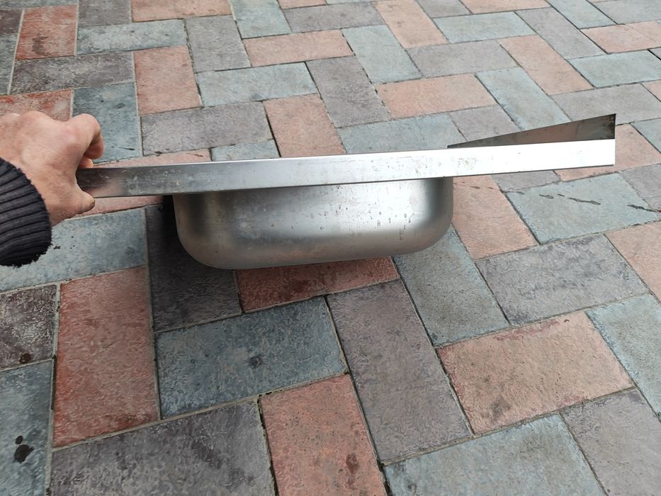 Раковина нерживейка