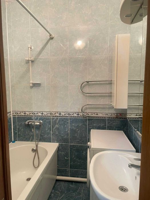 Продам 2 комнатную квартиру