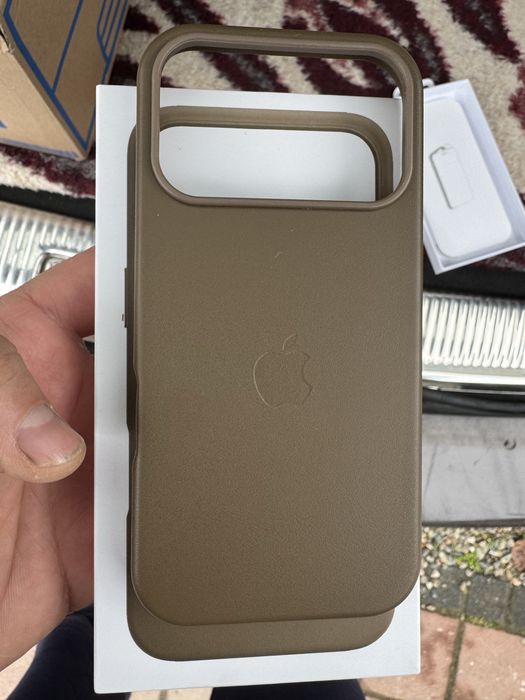 Huse din Piele Iphone 17 pro/ 17pro Max/ 17 -Magsafe