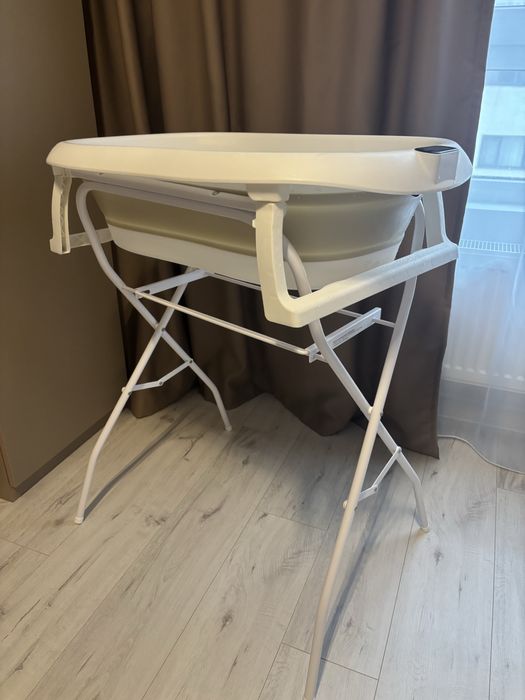 Suport metalic si cadita pliabila pentru bebe