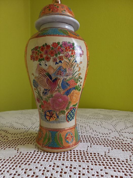 Съд от майолика антика