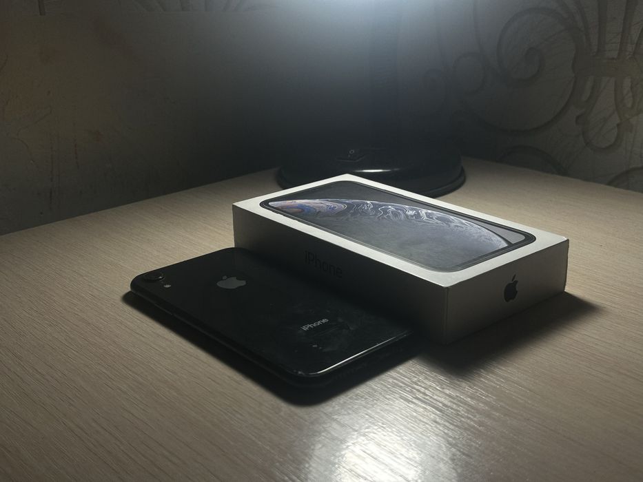 iPhone Xr 128гб/100%
